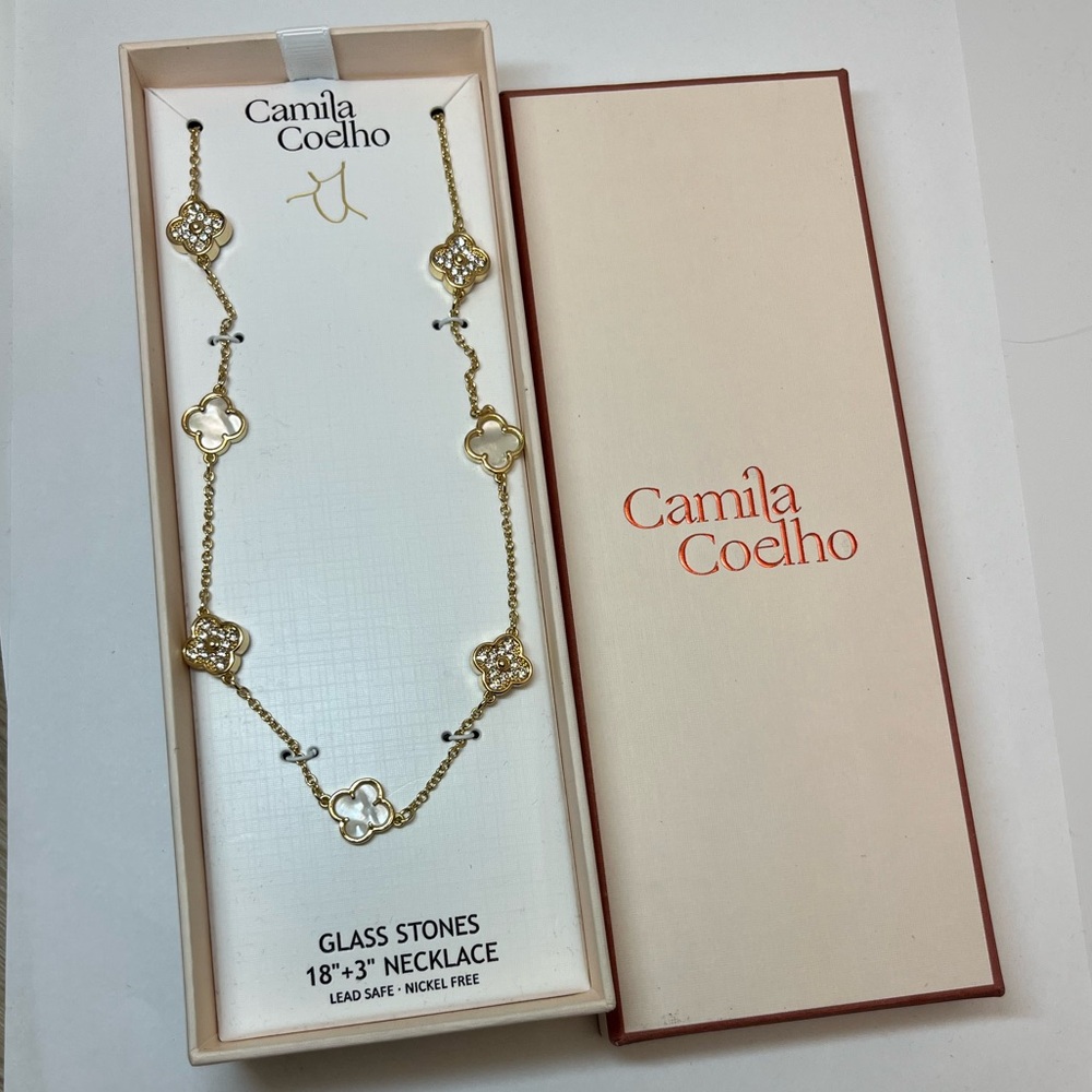 NWT ⚜️🤍⚜️ Camila Coelho Gorgeous Gold Clover Necklace - Picture 14 of 16